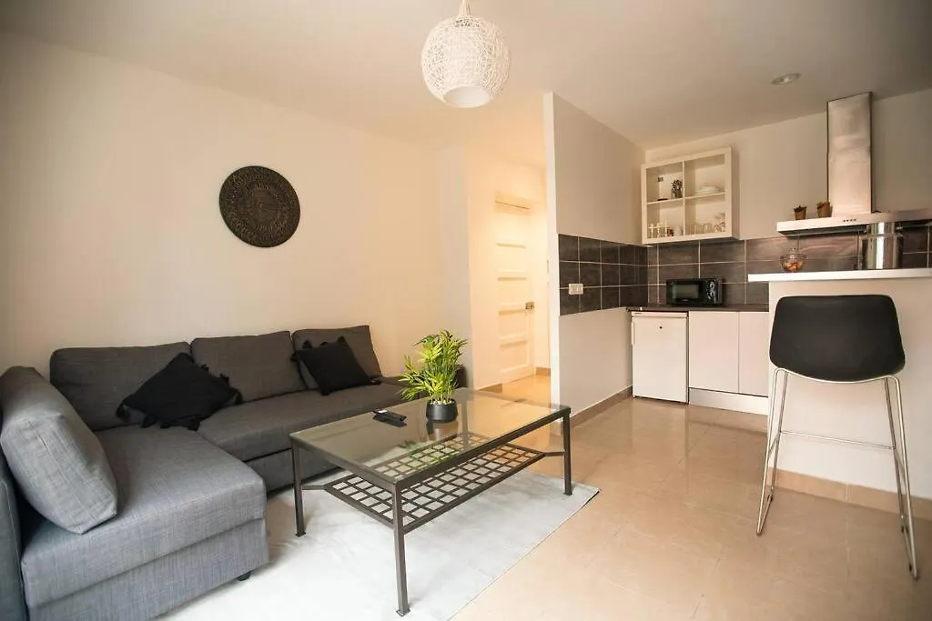 Apartment Ferienwohnung L'Onde Douce - T2 Cosy - Proximite Tram T3 & T7 Décines-Charpieu